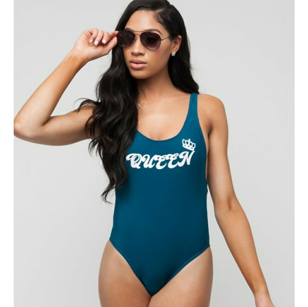 NWT 'QUEEN' GRAPHIC SWIMSUIT